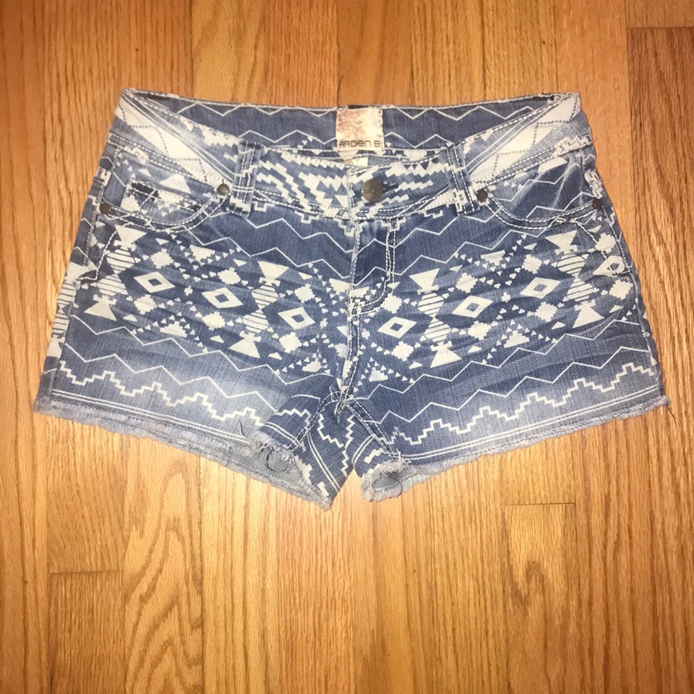 Aztek Print Denim Shorts by Arden B. Size 0